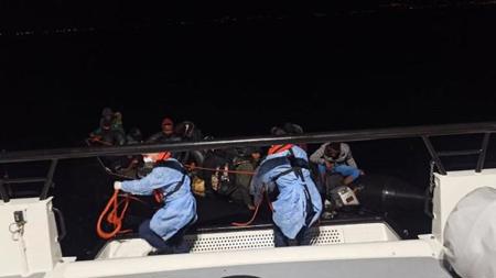  خفر السواحل التركي ينقذ عشرات المهاجرين غير الشرعيين من الموت
