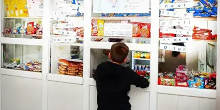 «التوست بـ130 ليرة».. قائمة جديدة لأسعار المقاصف في إسطنبول