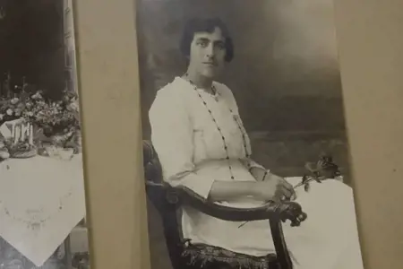 في اليوم العالميّ للتصوير.. كريمة عبود أوّل مصوّرة فلسطينية حفظت وجه الوطن قبل النكبة