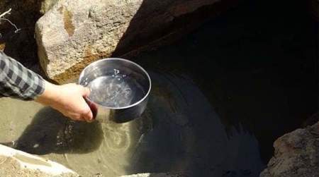 مياه نبع موش التركية تُشفي حصى الكلى ومديرية الصحة تحذر 