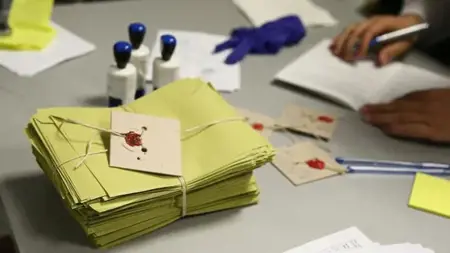 متى يدلي الناخبون الأتراك بالخارج بأصواتهم في الجولة الثانية من انتخابات الرئاسة؟