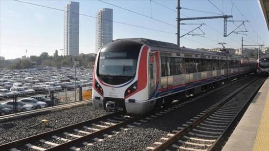 خطوط المترو في تركيا تقدم خدمات النقل مجانيًا اليوم