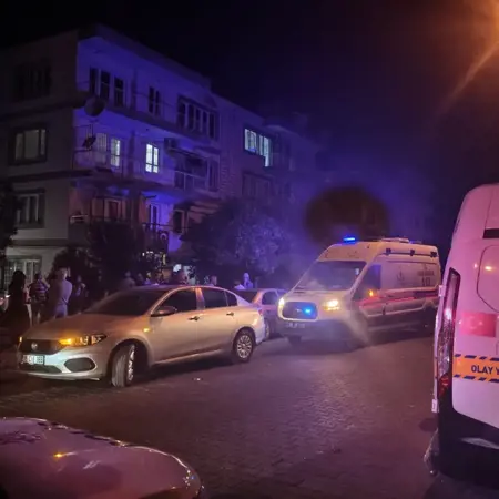 وفاة معلّم متقاعد سقط من سطح منزل في إزمير بعد سماعه صوتاً غريباً