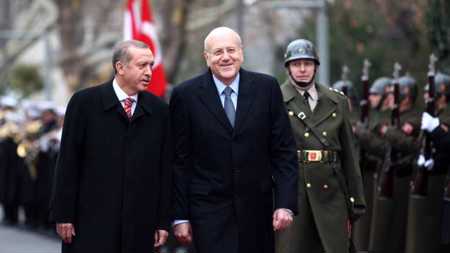 رئيس الوزراء اللبناني يزور تركيا غدا الثلاثاء