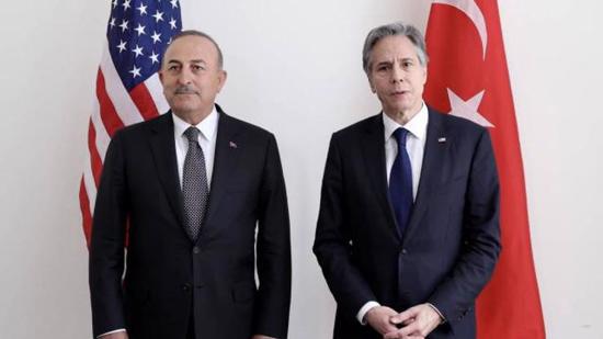 وزير الخارجية التركي يهاتف نظيره الأمريكي