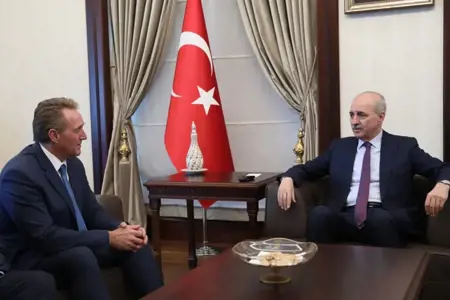 اجتماع مغلق بين سفير الولايات المتحدة بأنقرة ونائب رئيس حزب العدالة والتنمية