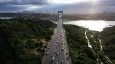 إسطنبول تغلق طرقًا وجسورًا اليوم منها جسر FSM بسبب سباق دراجات