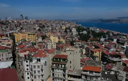 بدء الهجرة في إسطنبول خوفًا من الزلزال.. تعرف على الأماكن الأكثر خطرًا في المدينة