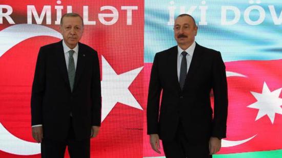 أردوغان يفتتح مركزين علميين في أذربيجان