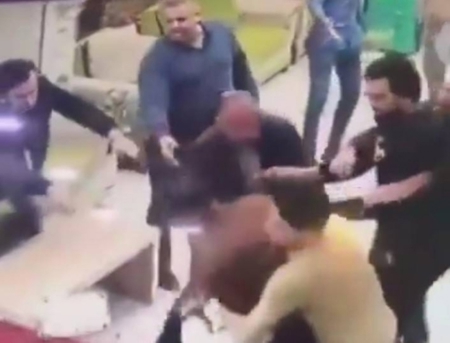 اعتداء مجموعة من المسافرين على موظفي الخطوط الجوية العراقية بمطار بغداد