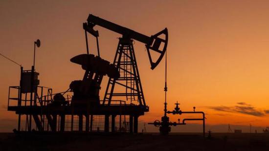 ارتفاع مخزون النفط الخام في الولايات المتحدة