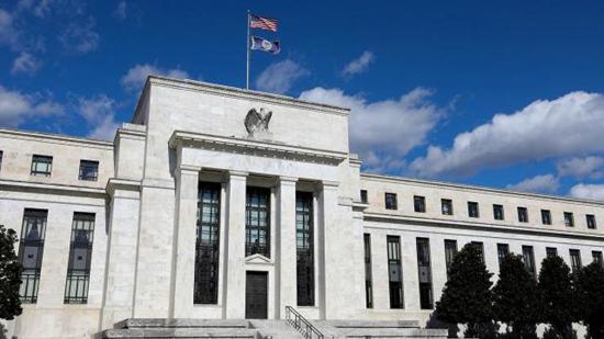 توقعات برفع الاحتياطي الفيدرالي سعر الفائدة 25 نقطة أساس في الاجتماع القادم