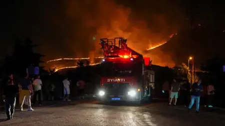 اندلاع 140 حريقاً في أنقرة خلال يومٍ واحد أغلبها في الأعشاب والغابات
