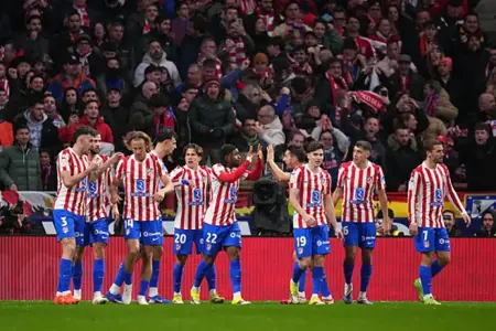 اتلتيكو مدريد يضرب برشلونة في ذهاب ربع نهائي الأبطال