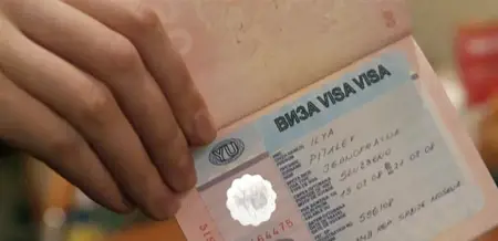 روسيا تخطط لإلغاء التأشيرات السياحية لـ4 دول عربية.. تعرف عليهم