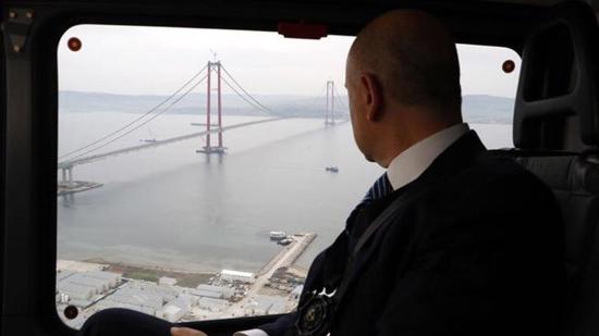 تركيا.. بدء العد التنازلي لافتتاح مشروع القرن "جسر جناق قلعة 1915"