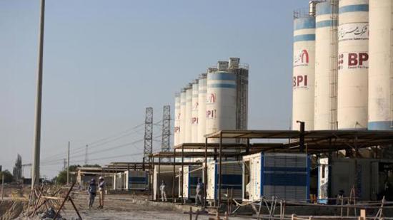 إيران: محيط محطة بوشهر النووية استُهدف بضربات أمريكية