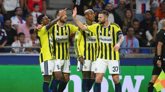 فنربهتشه يتأهل إلى دور الدوري في دوري أبطال أوروبا