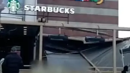 انهيار سقف ستاربكس بولاية دوزجة