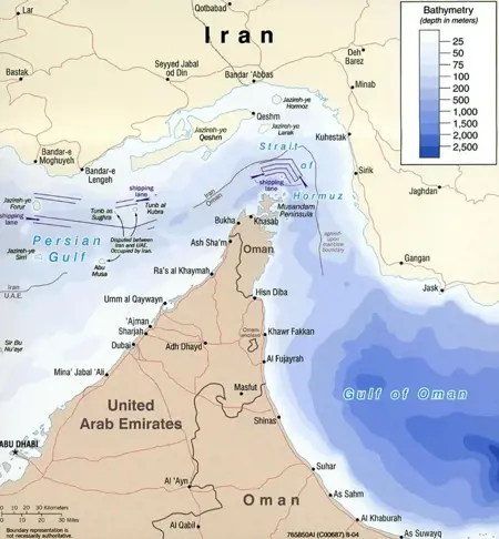 خبراء القانون البحريّ يفنّدون خطة ترامب لإعلان مضيق هرمز «أرضاً أمريكية»