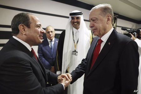اجتماع بين المخابرات التركية والمصرية.. وأخبار عن عودة سفراء البلدين