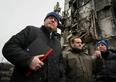 رئيس الوزراء البريطاني السابق جونسون يزور كييف