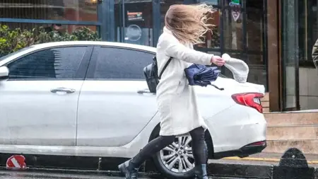 الأرصاد الجوية التركية تحذر من تساقط ثلوج غزيرة على هذه المناطق