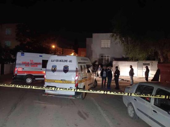 جريمة قتل مروعة بأحد شوارع ولاية أضنة التركية