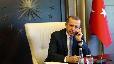 أردوغان يُجري مكالمة هاتفية مع الرئيس الإسرائيلي هرتصوغ