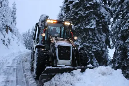 فتح طرق قرى كاستامونو بعد الثلوج.. تنبيه للمقيمين العرب