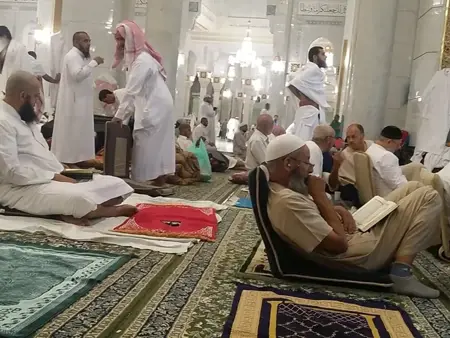 السعودية تعلن اكتمال التجهيزات لاستقبال المعتكفين بالمسجد الحرام