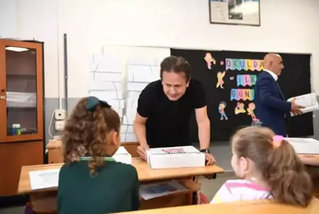 بلدية توزلا تدعم 50 ألف طالب بالقرطاسية