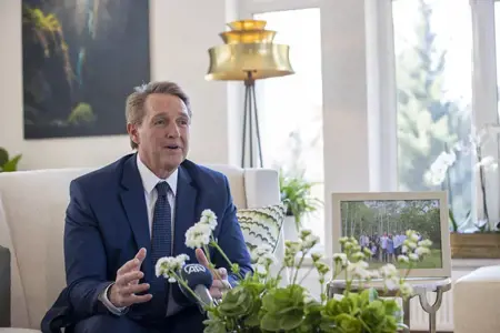 السفير الأمريكي لدى أنقرة:"تركيا تواصل دورها كقوة جبارة على المسرح العالمي"