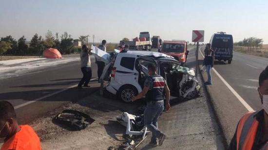 مقتل 6 أشخاص في حادث سير مروع في قونية