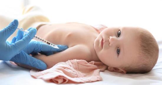 الاتحاد الأوروبي يوافق على ترخيص لقاحات مضادة لكورونا للأطفال 