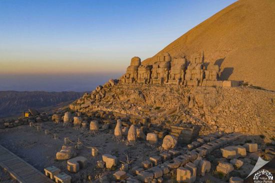 بالنانوتكنولوجيا.. تركيا تُطلق درعاً لحماية تماثيل جبل نمرود العملاقة