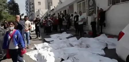 "سنقصفها على رؤوسكم".. الصحة العالمية تعرب عن قلقها جراء تهديد الاحتلال لمستشفى القدس بغزة "سنقصفها على رؤوسكم".. الصحة العالمية تعرب عن قلقها جراء تهديد الاحتلال لمستشفى القدس بغزة