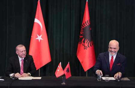 زيادة حجم التبادل التجاري بين تركيا وألبانيا بنحو 68 بالمئة في 2021