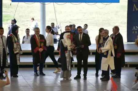 خريجتان عربيتان تحصدان المرتبة الأولى والثانية على كلية الهندسة في جامعة أنقرة