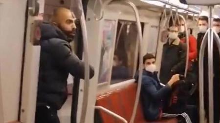 اعتقال الشخص الذي هاجم الركاب بسكين داخل مترو إسطنبول