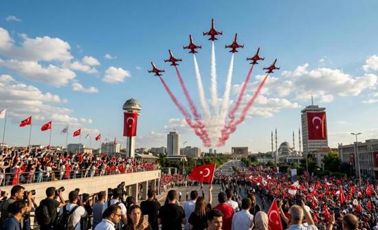 سماء أنقرة تتزين بعروض  النجوم الأتراك استعدادًا لقمة الناتو
