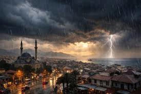 إنذار أصفر في 12 ولاية تركية بسبب أمطار غزيرة