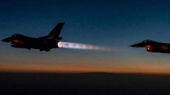 القوات التركية تضرب 39 هدفًا إرهابيًا شمال العراق