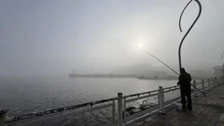 الضباب يعيق حركة السفن في مضيق الدردنيل