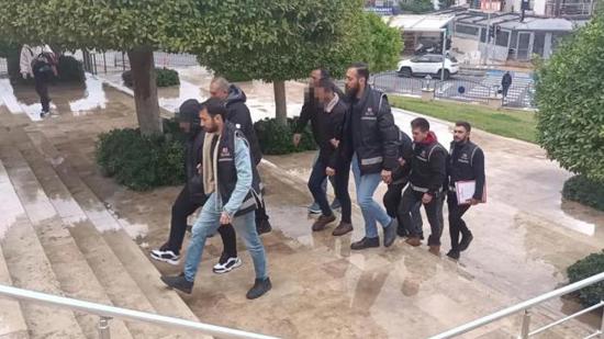 القبض على 6 مشتبه بانتمائهم لمنظمة غولن الإرهابية أثناء محاولتهم الفرار إلى اليونان