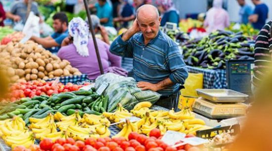 تركيا ..خط الفقر في إسطنبول يتجاوز 64 ألف ليرة