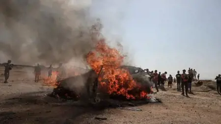 استشهاد 3 فلسطينيين بقصف الاحتلال سيارة في قطاع غزة في خرق جديد لوقف إطلاق النار