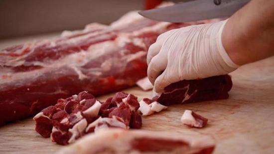 مصادرة 1.8 طن من اللحوم في كيركلاريلي شمال غرب تركيا