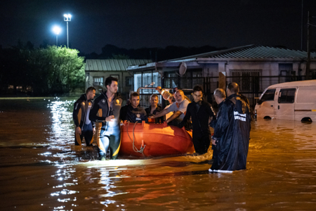 مصرع شخصين إثر فيضانات قوية ضربت مدينة إسطنبول