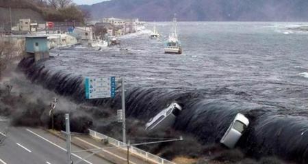 بعد زلزال بقوة 6.6 درجات.. اليابان تصدر تحذيراً مفاجئاً من حدوث تسونامي 